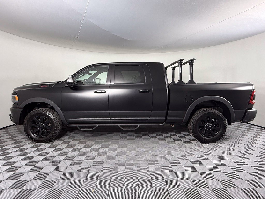 Used 2019 RAM 3500 Laramie AWD/4WD image 2