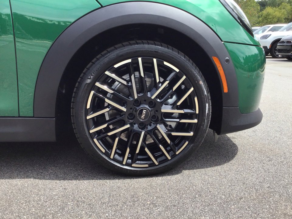 New 2026 MINI Cooper S image 25