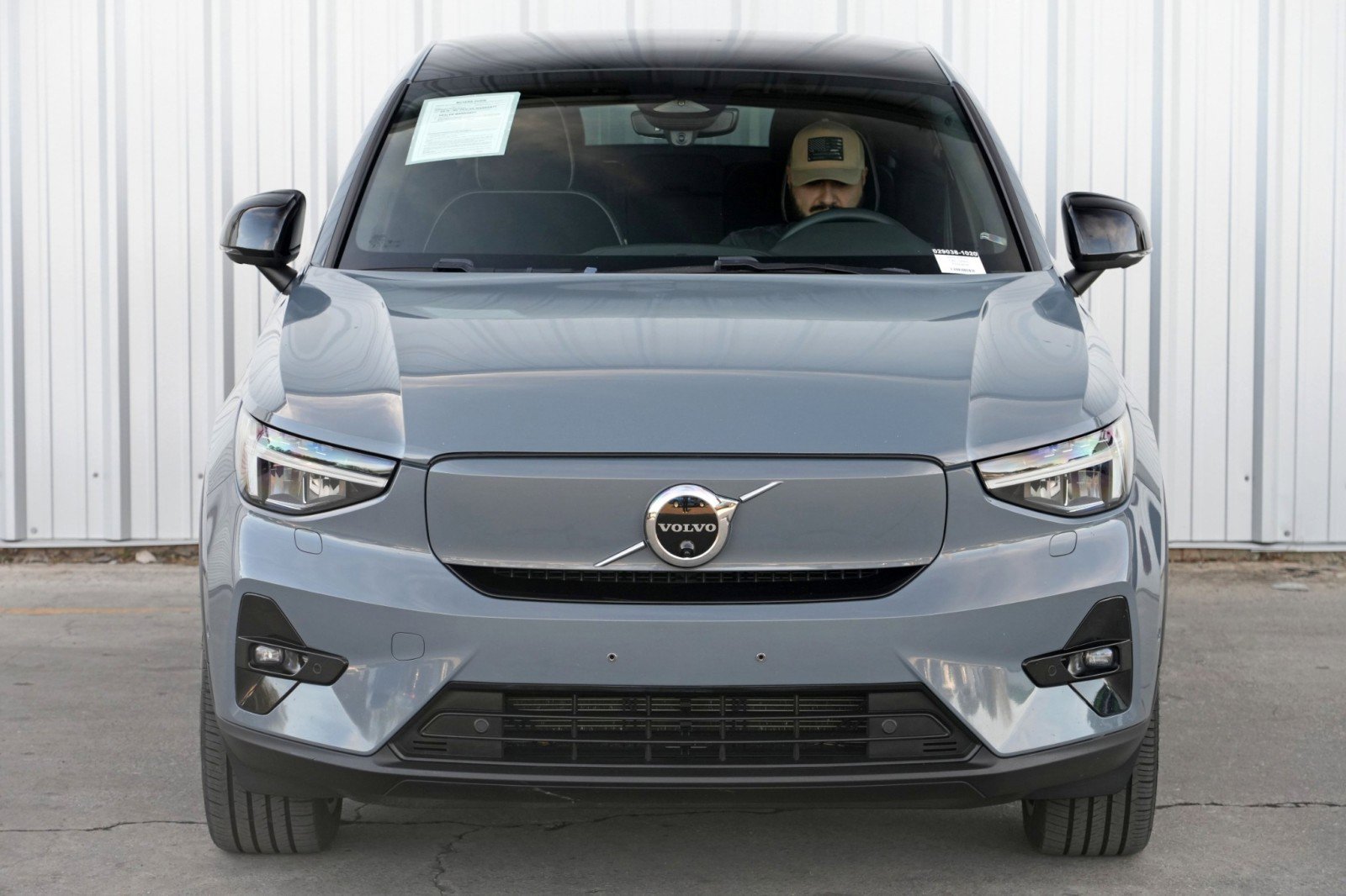 Used 2023 Volvo C40 P8 Recharge Ultimate image 43