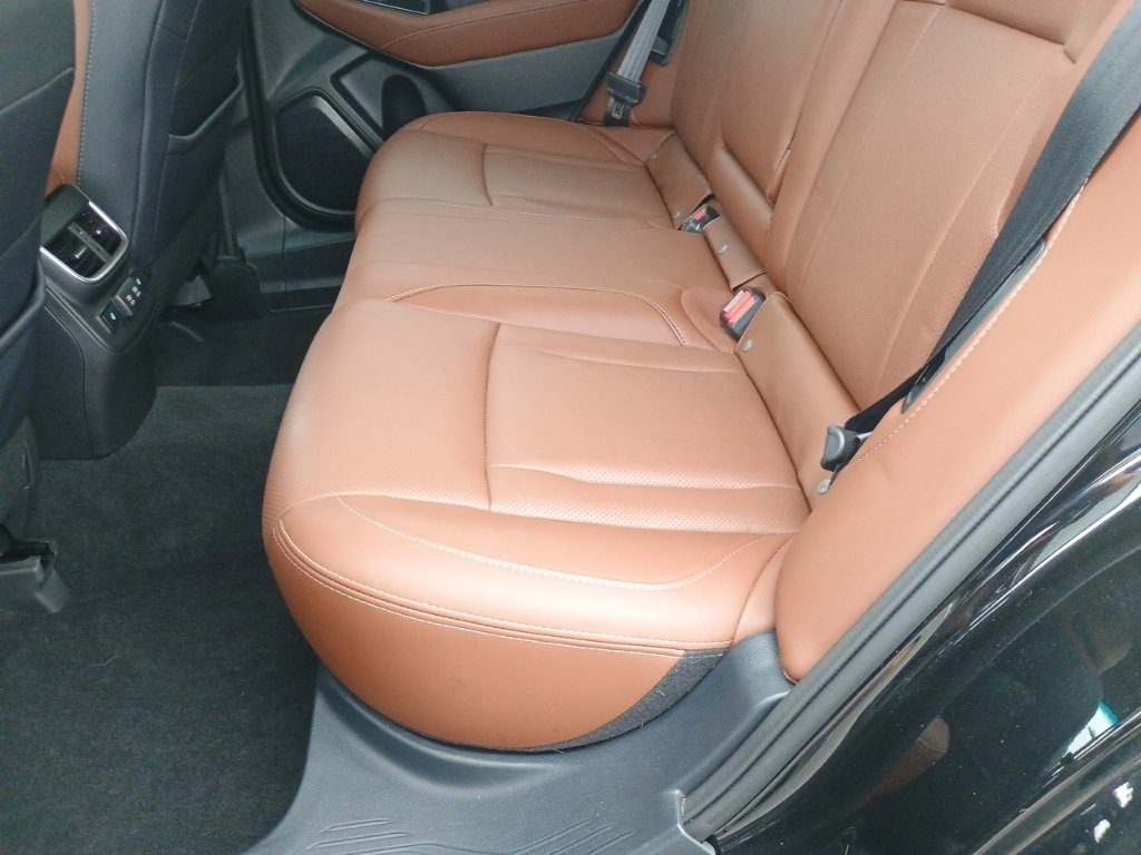 Certified 2022 Subaru Outback Touring w/ Popular Package #2 image 16