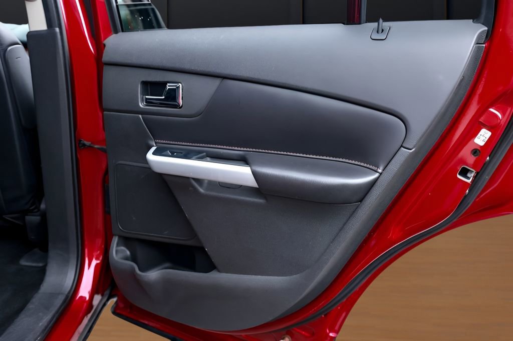 Used 2013 Ford Edge Limited image 20