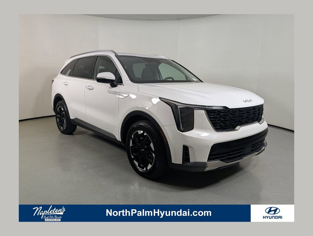 Used 2024 Kia Sorento S