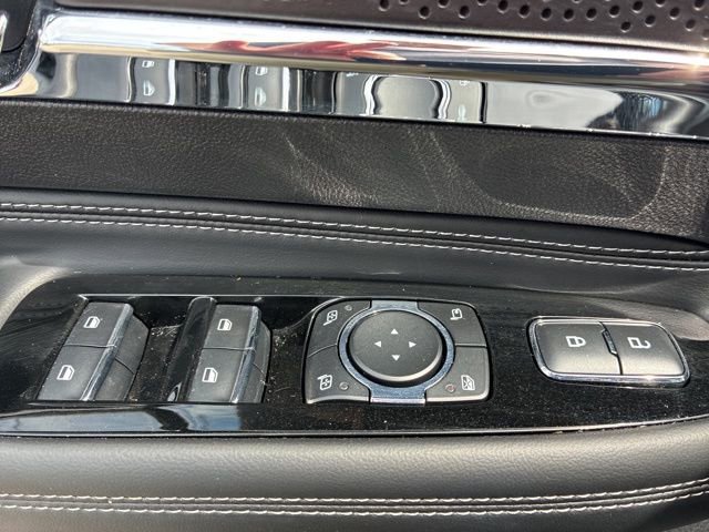 Used 2024 Lincoln Corsair AWD image 16