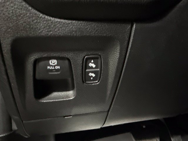 Used 2023 RAM 1500 Big Horn AWD/4WD image 9