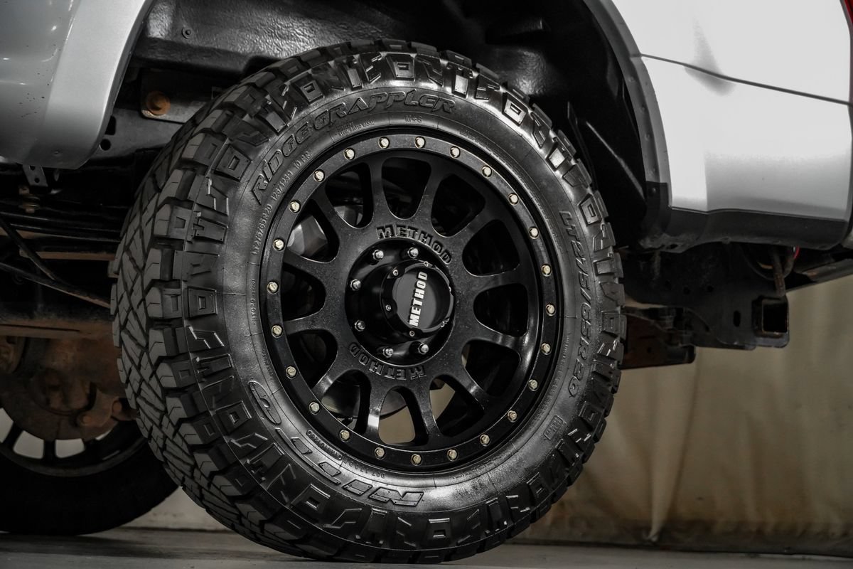 Used 2022 Ford F250 Platinum w/ FX4 Off-Road Package AWD/4WD image 56