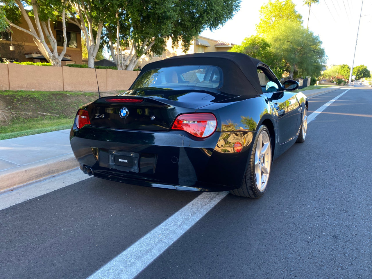 Used 2006 BMW Z4 3.0si image 4