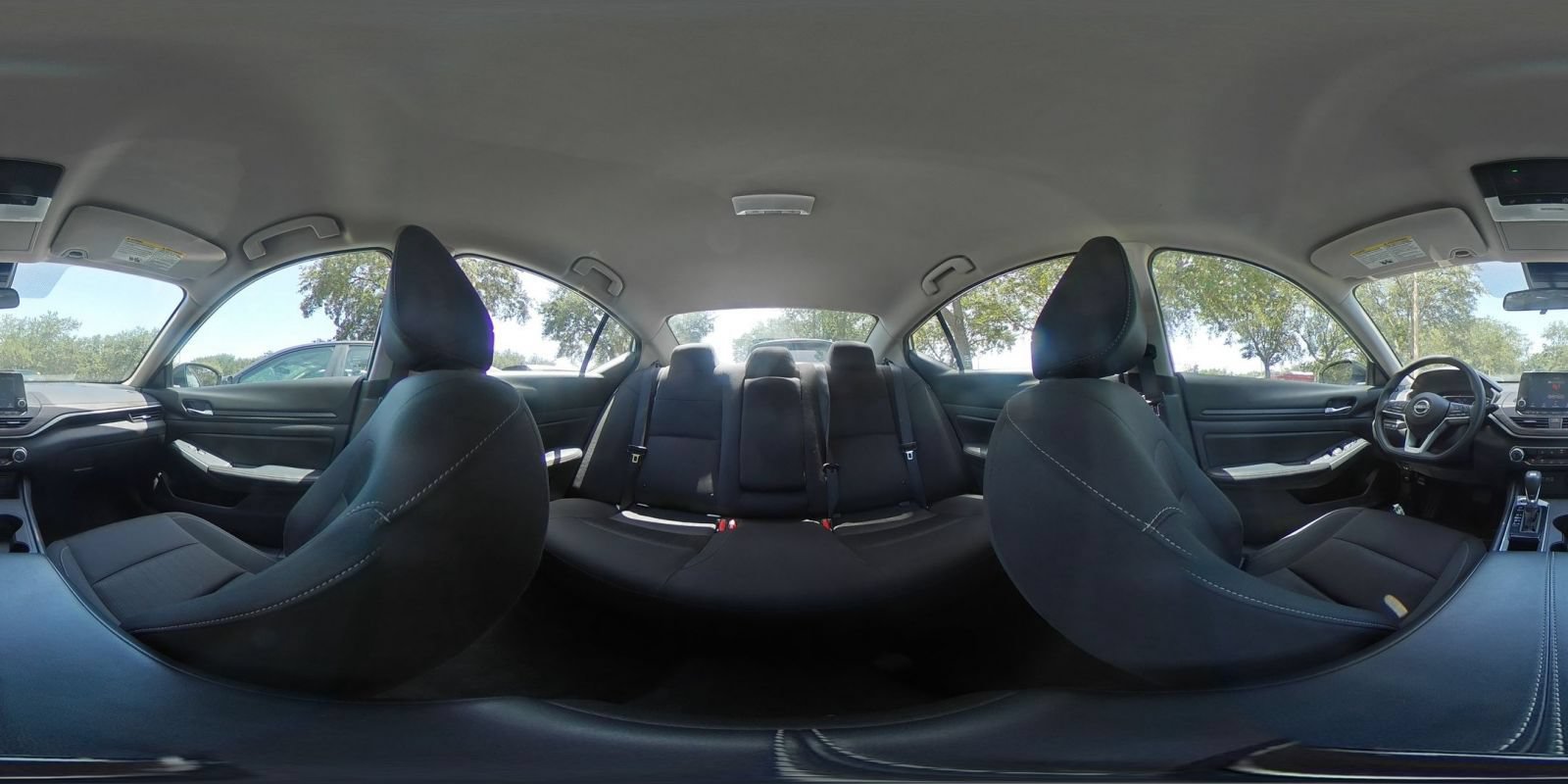 Used 2025 Nissan Altima 2.5 SV FWD image 37