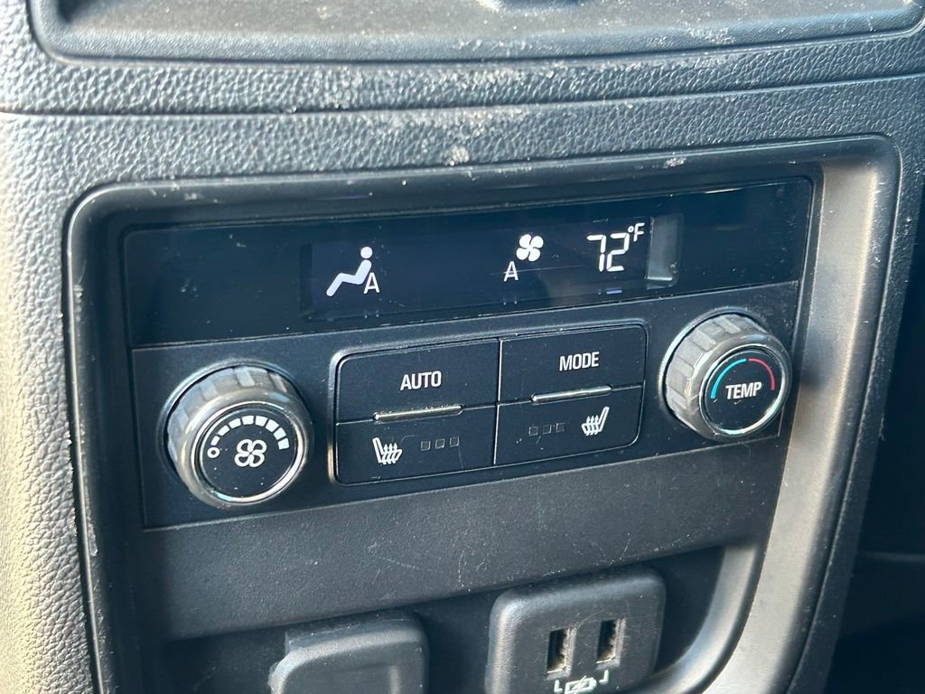 Used 2019 Buick Envision Essence image 21