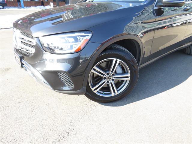Used 2020 Mercedes-Benz GLC 300 4MATIC image 24