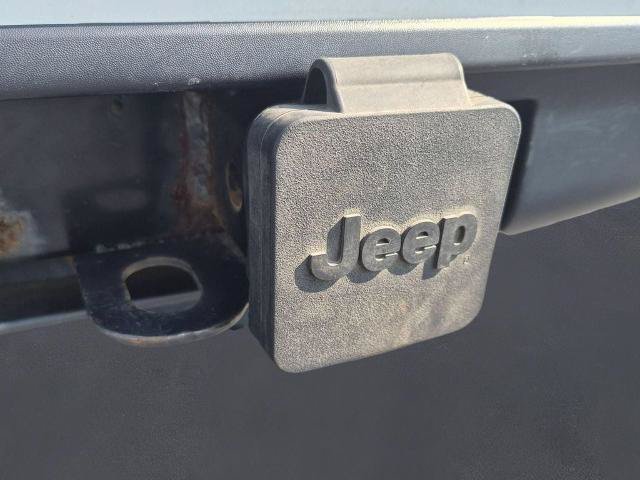Used 2020 Jeep Grand Cherokee Altitude AWD/4WD image 29