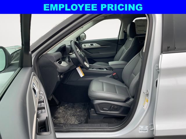 New 2026 Ford Explorer Active AWD/4WD image 9
