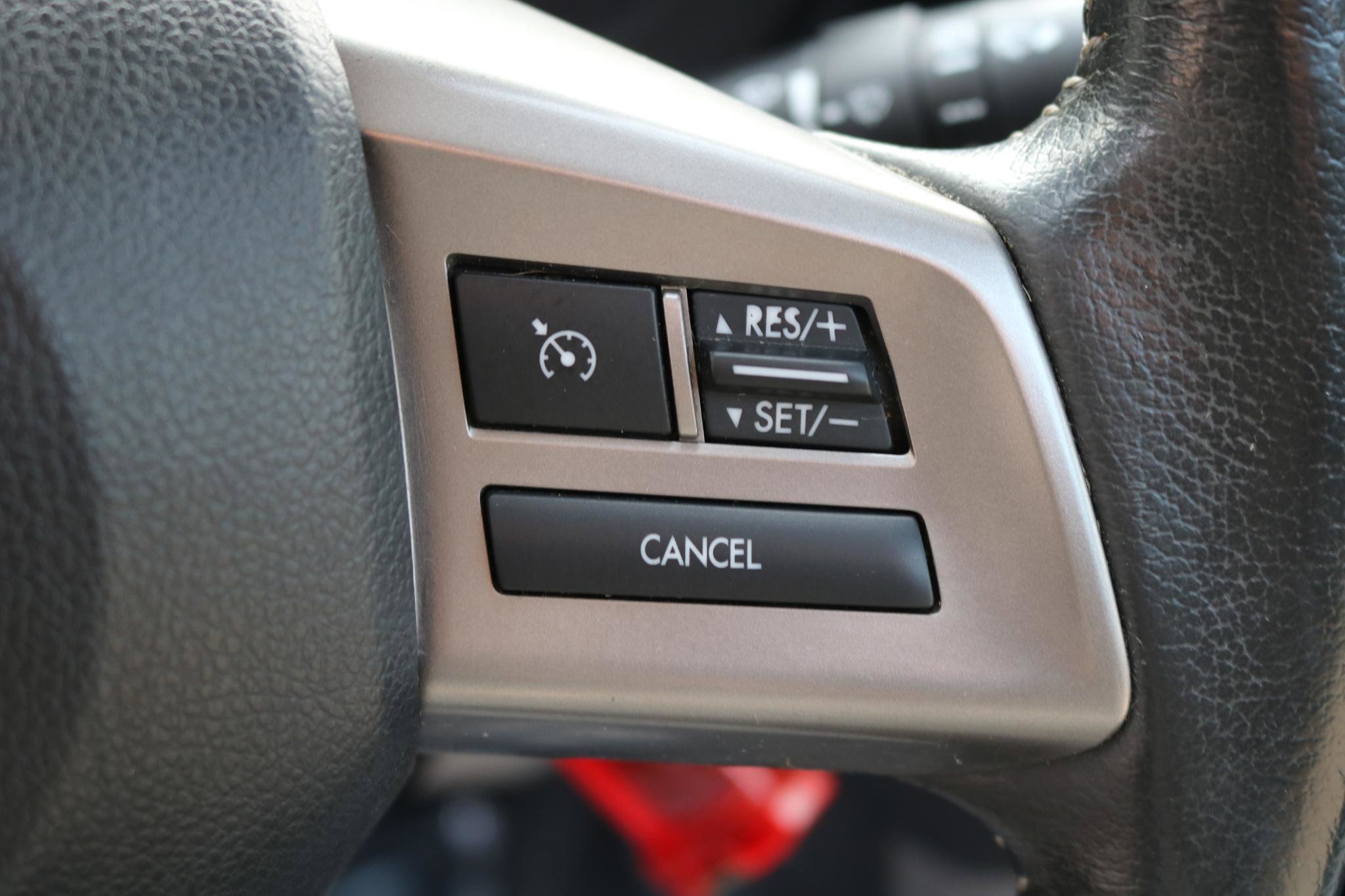 Used 2014 Subaru Forester 2.5i Limited AWD/4WD image 18