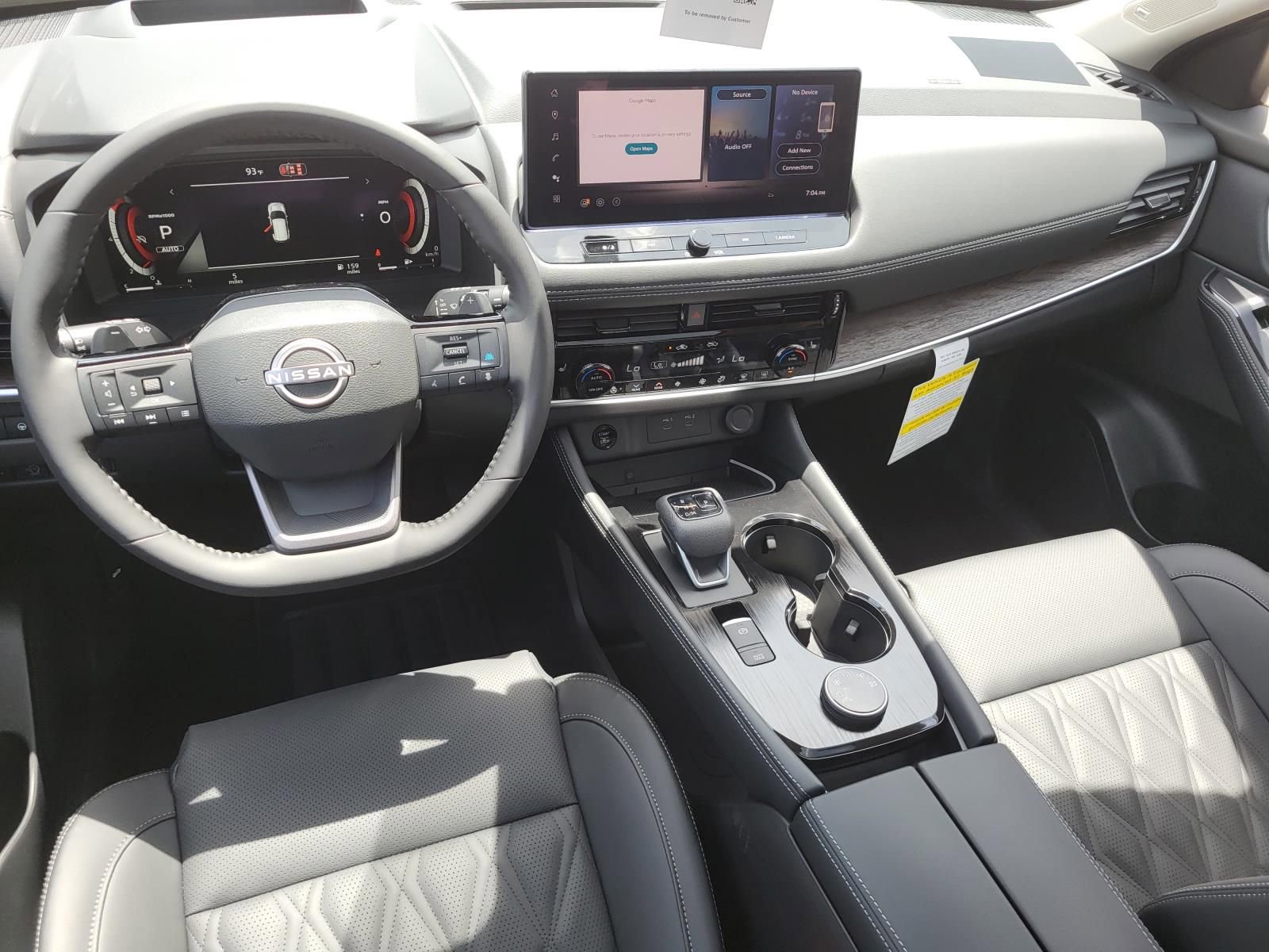 New 2026 Nissan Rogue Platinum AWD/4WD image 2