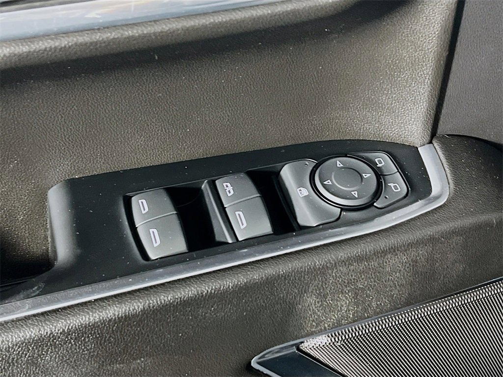 Used 2023 GMC Sierra 1500 Elevation image 16