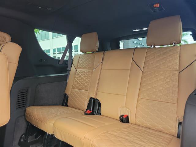 Certified 2023 Cadillac Escalade ESV Premium Luxury image 14