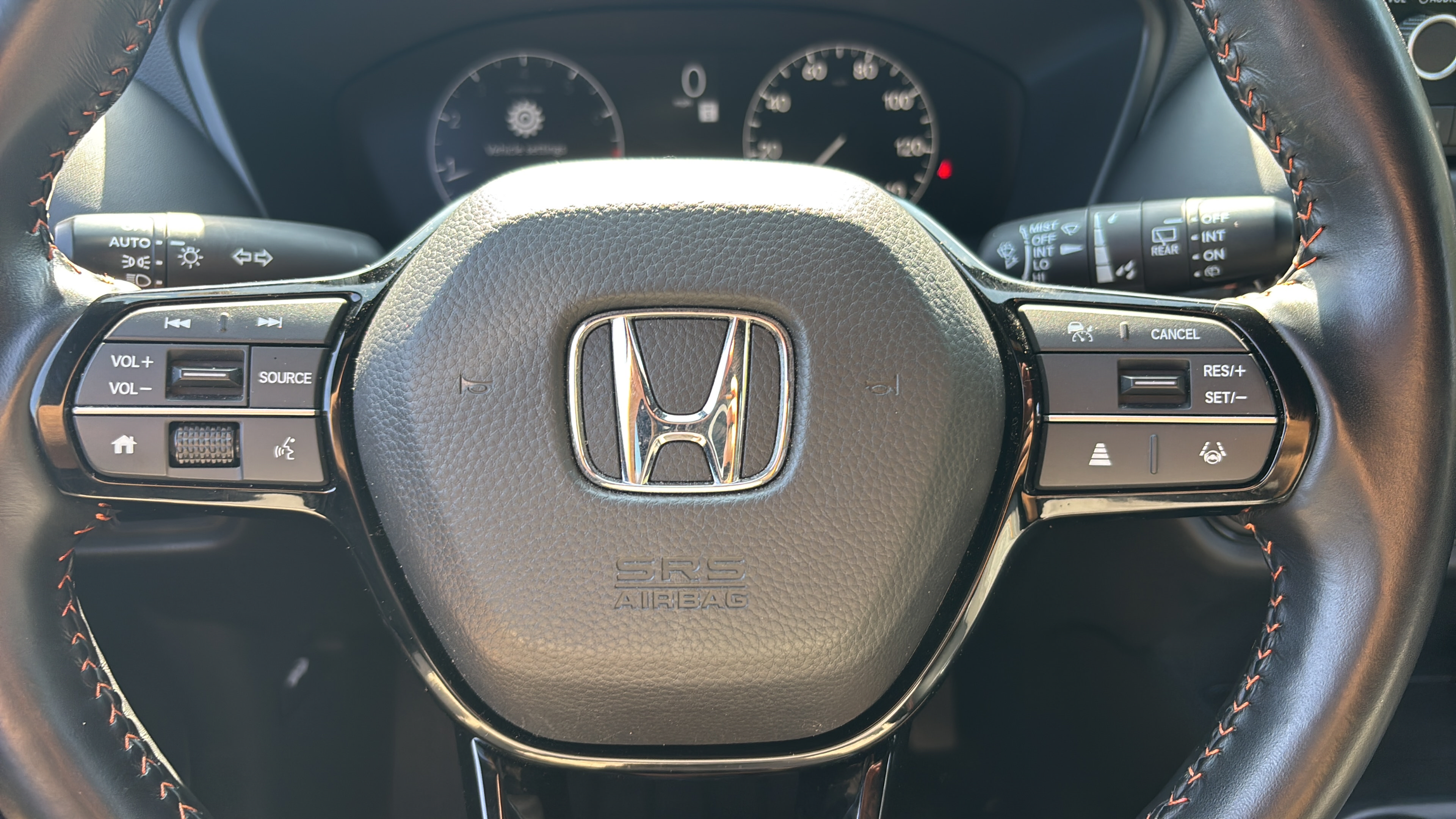Certified 2025 Honda HR-V Sport image 33