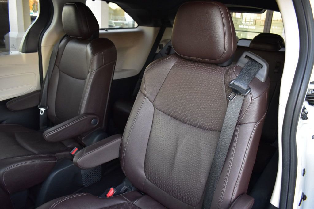 Used 2022 Toyota Sienna Platinum image 23