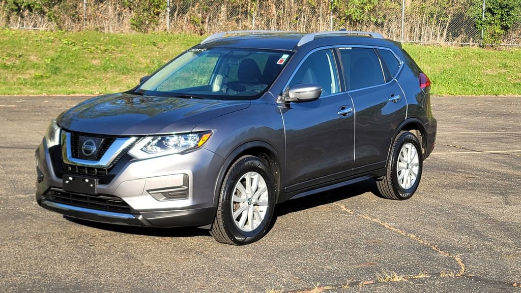 Used 2017 Nissan Rogue SV image 5