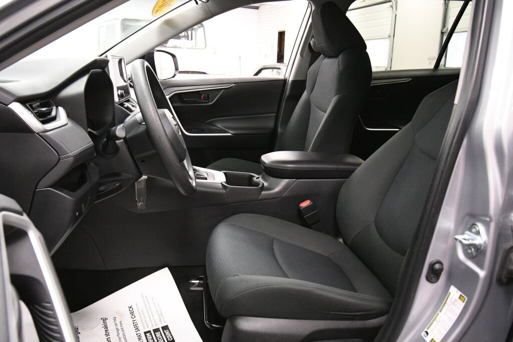 Certified 2024 Toyota RAV4 LE image 9