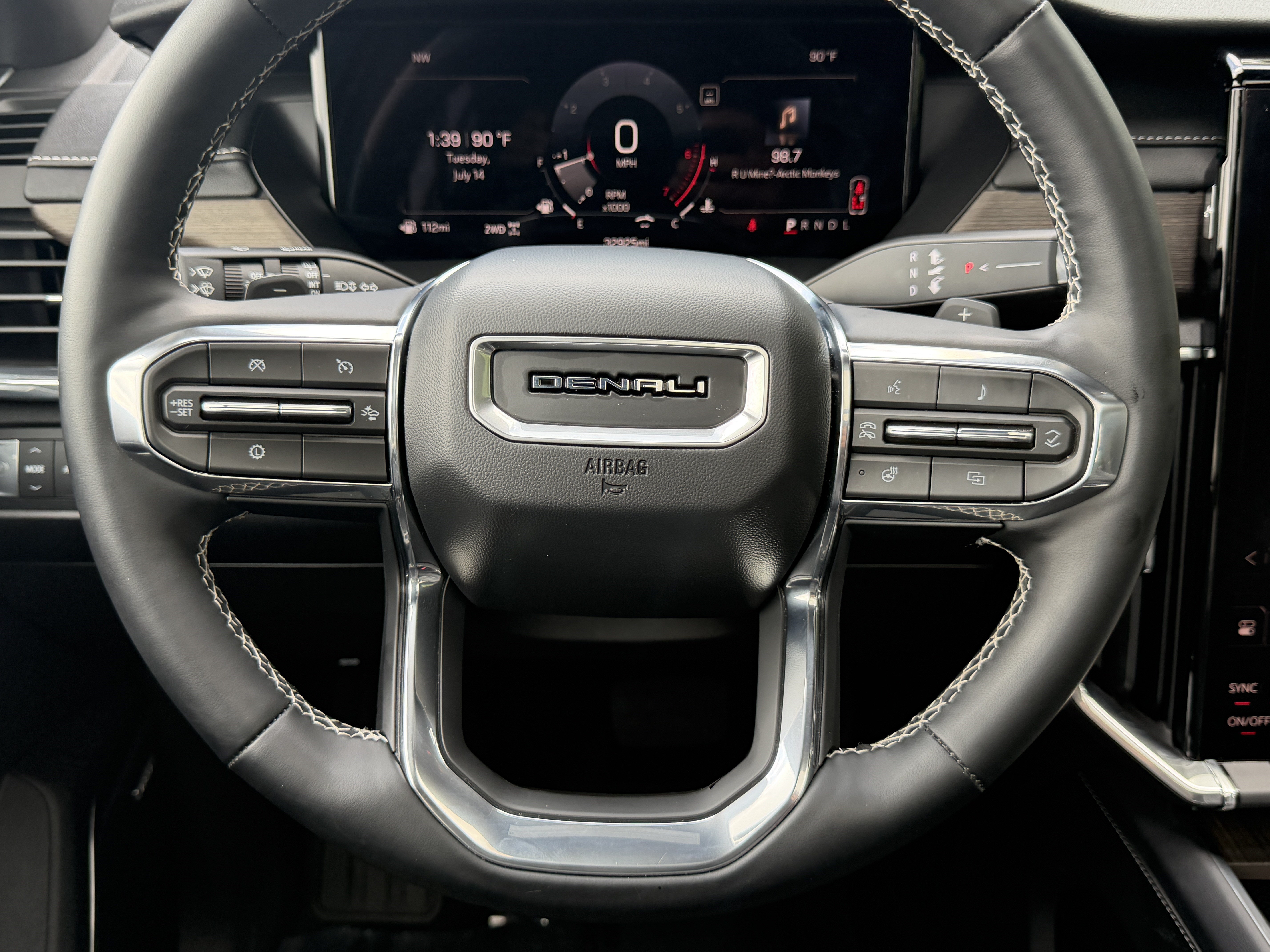 Used 2025 GMC Acadia Denali w/ LPO, Floor Liner Package AWD/4WD image 40