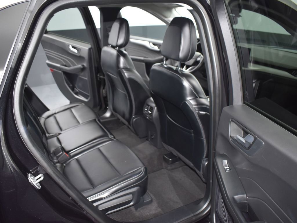 Used 2024 Ford Escape Platinum image 24