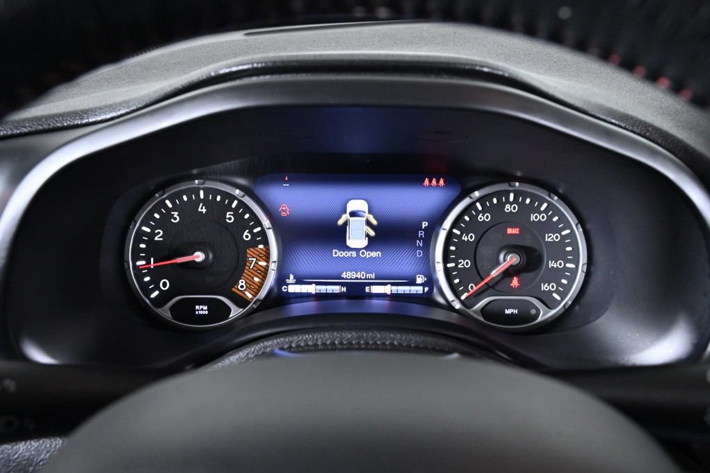 Used 2019 Jeep Renegade Trailhawk AWD/4WD image 14