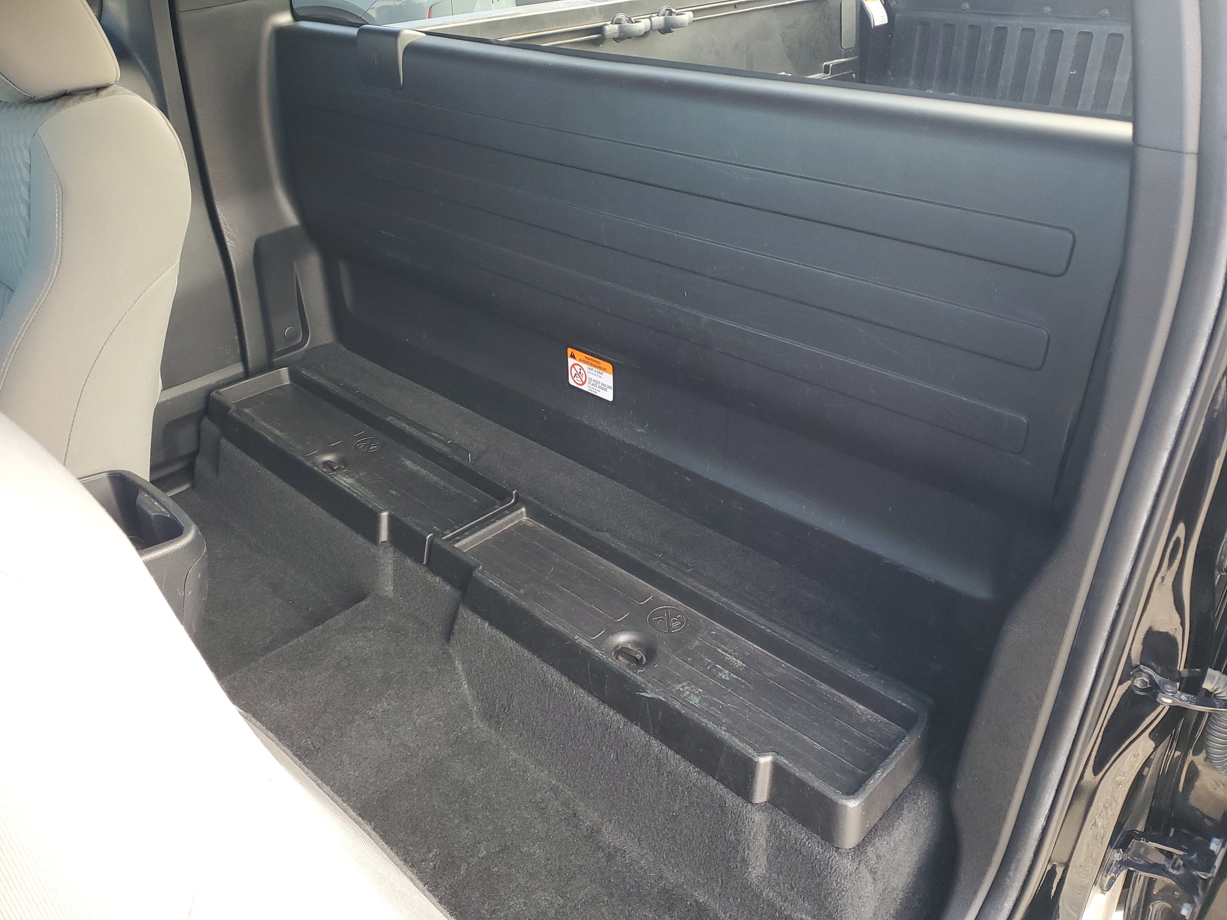 Used 2022 Toyota Tacoma SR image 12