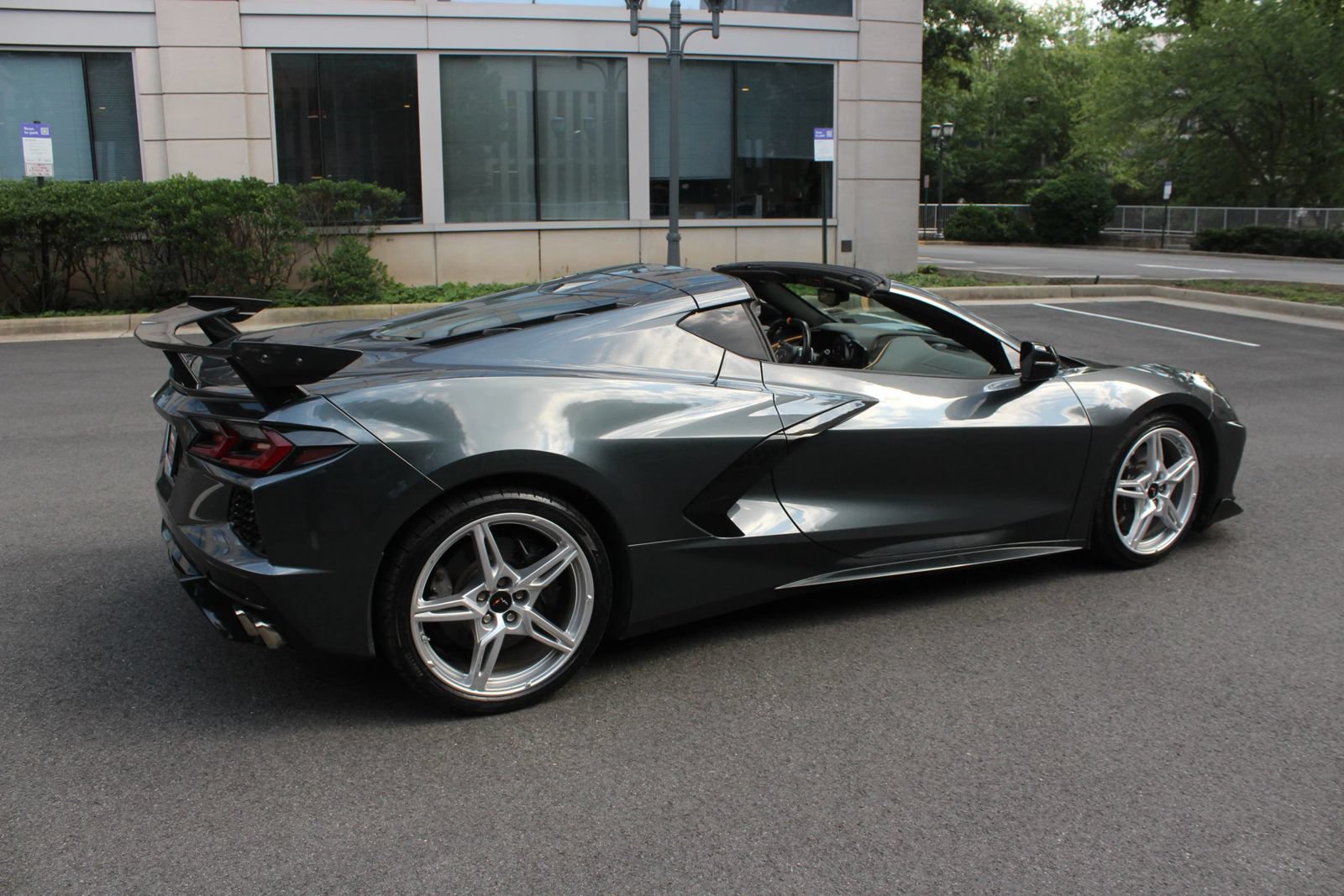 Used 2020 Chevrolet Corvette Stingray Premium Cpe w/ 3LT Preferred Equipment Group RWD image 12