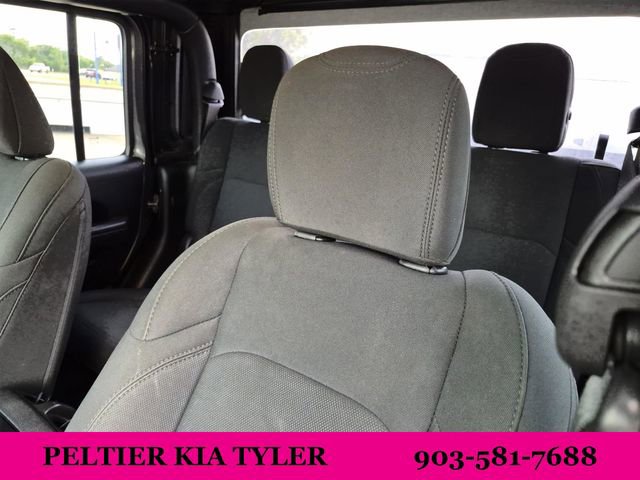 Used 2021 Jeep Gladiator Sport image 19