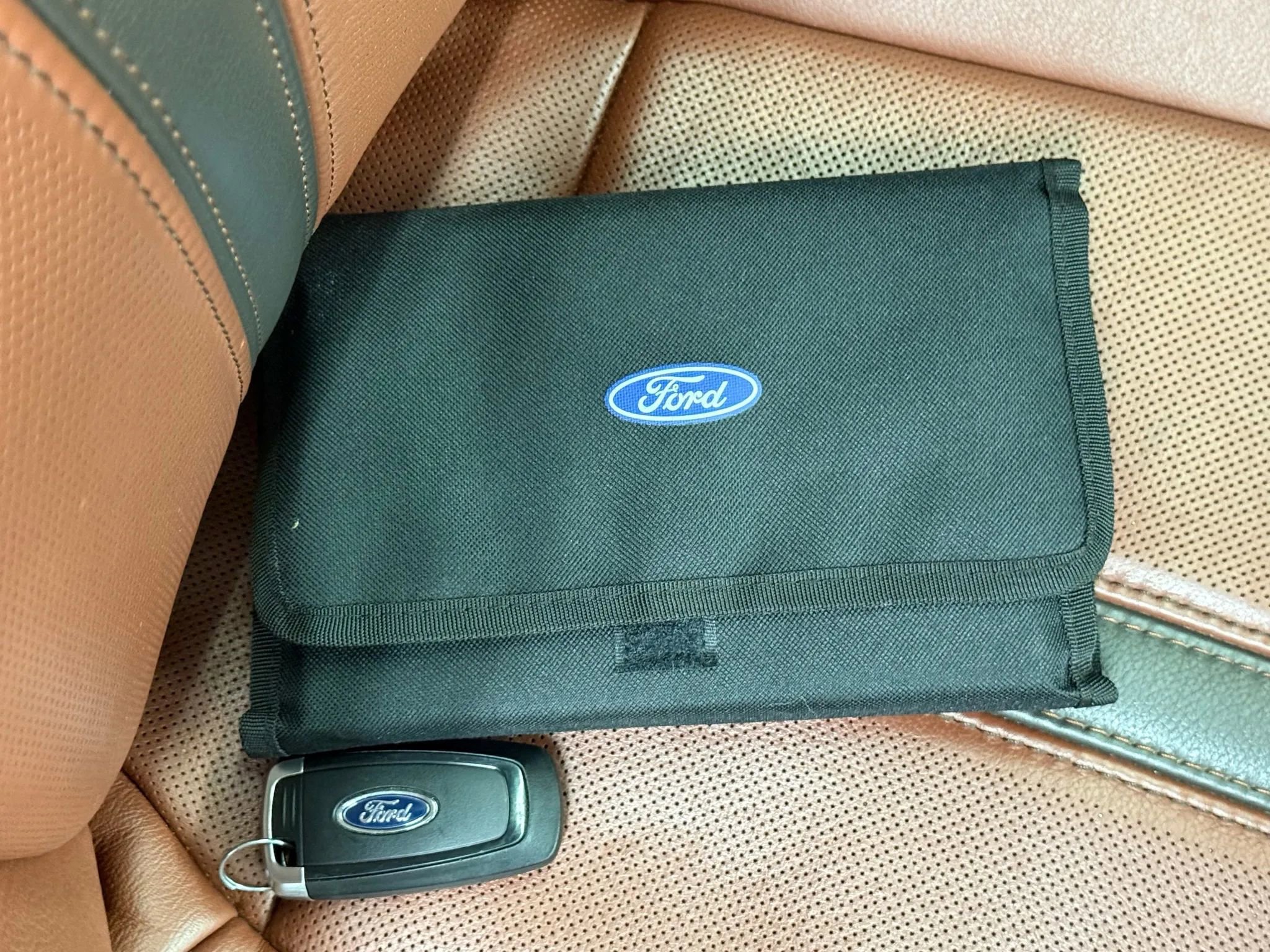 Used 2019 Ford F250 King Ranch w/ King Ranch Ultimate Package image 3