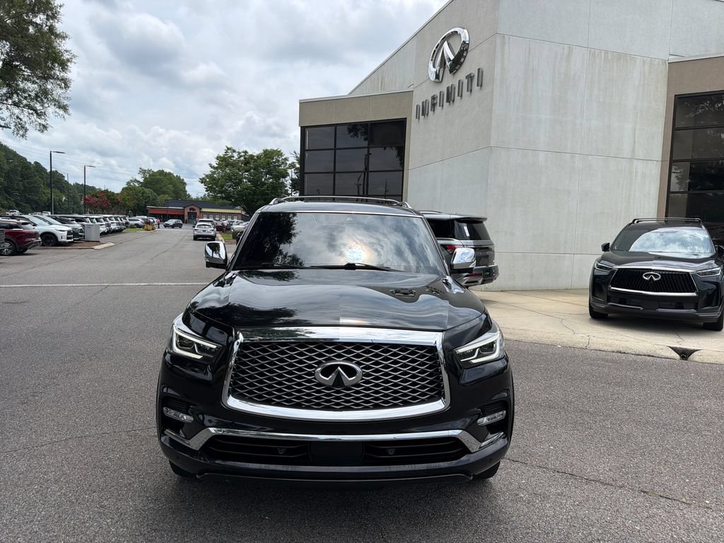 Used 2023 INFINITI QX80 Sensory w/ All-Season Package AWD/4WD image 3