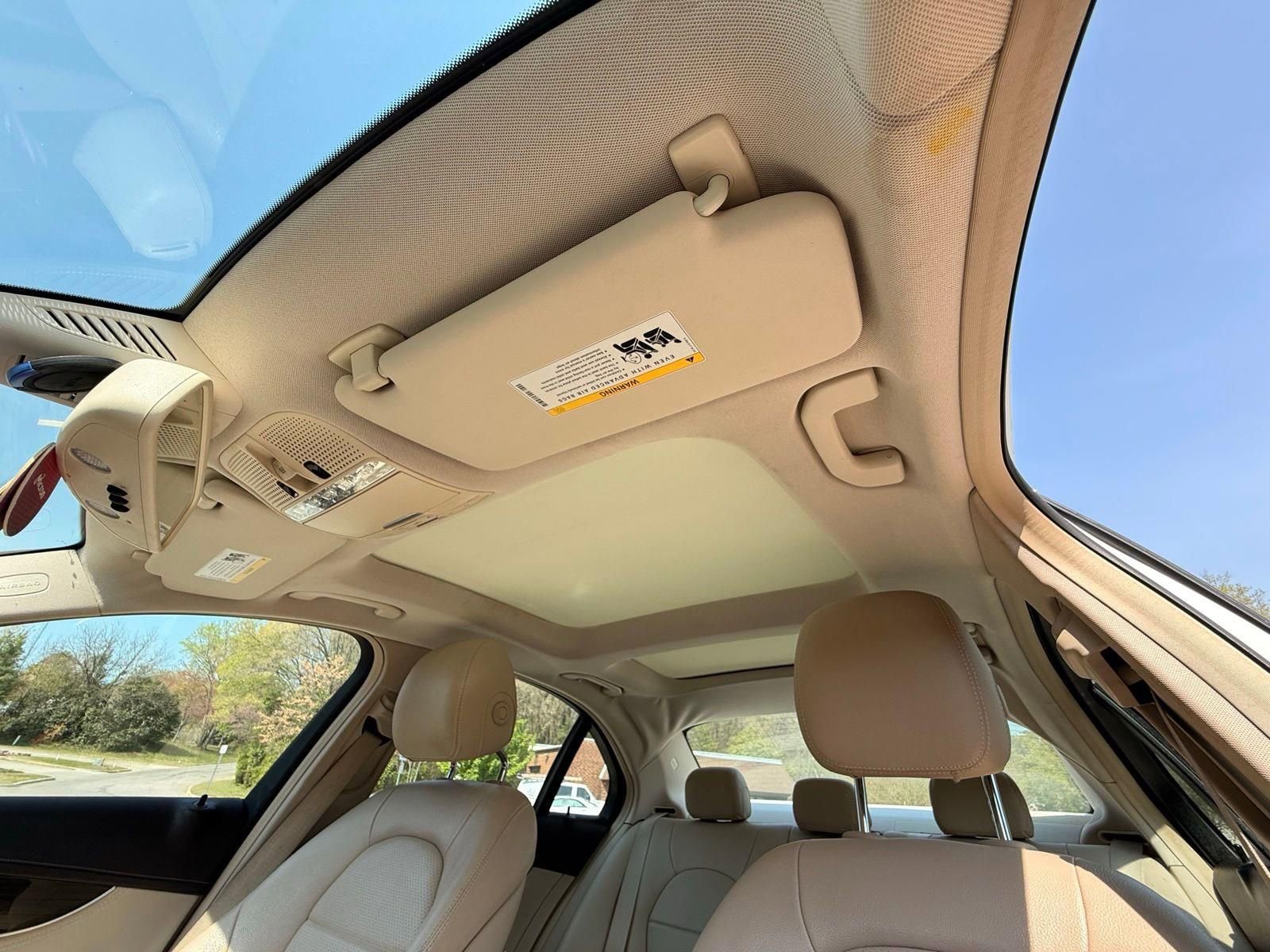 Used 2015 Mercedes-Benz C 300 4MATIC Sedan image 59