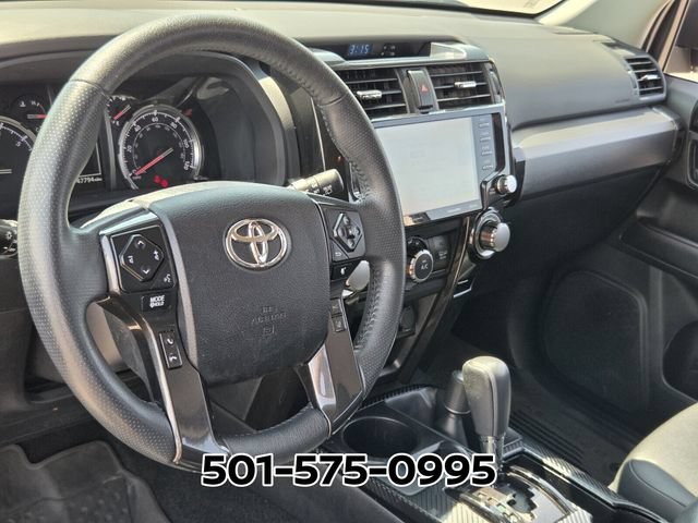 Used 2021 Toyota 4Runner Venture w/ Moonroof Package AWD/4WD image 9