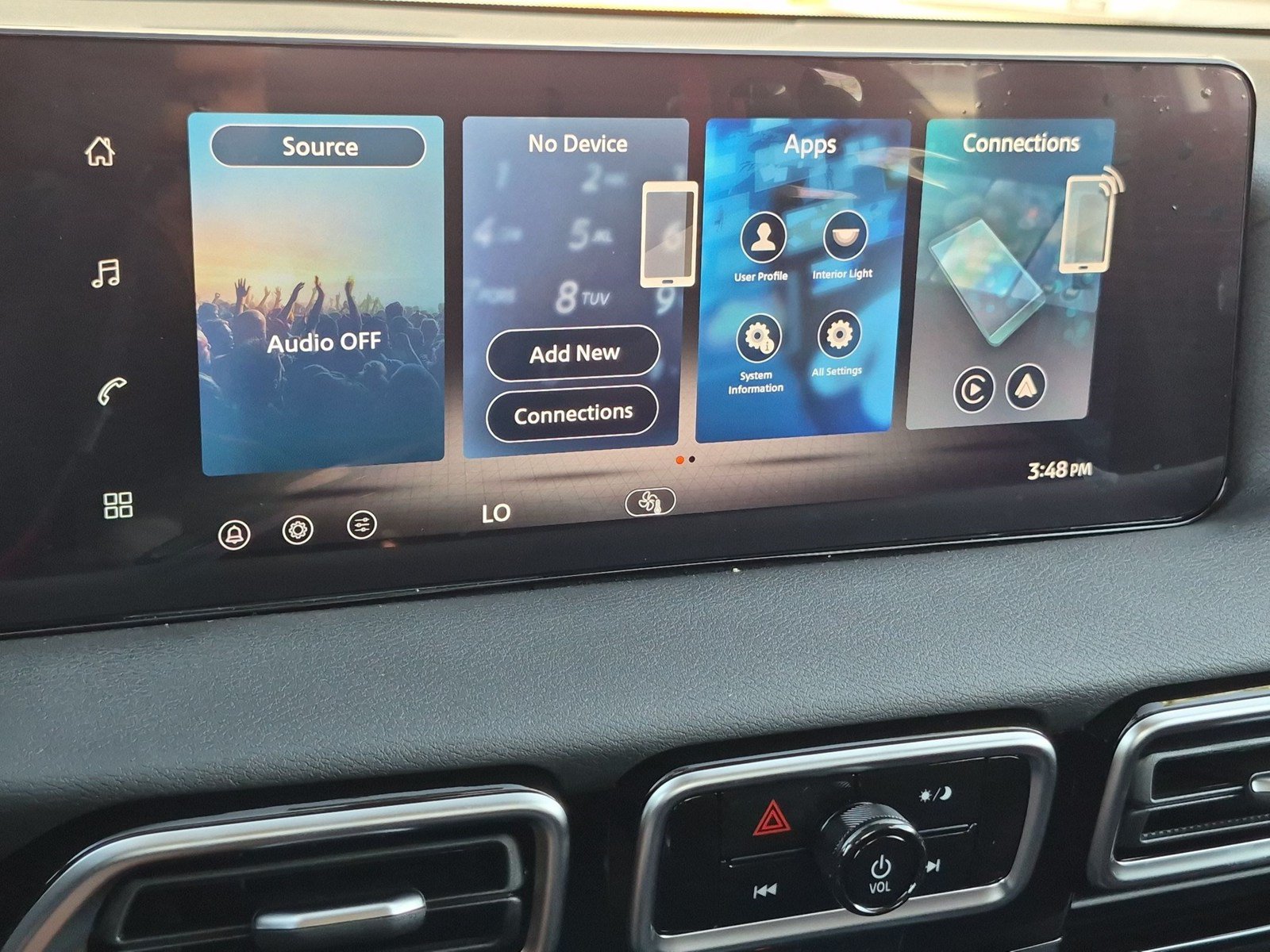 New 2027 Nissan Sentra SR w/ Floor Mat Package FWD image 16
