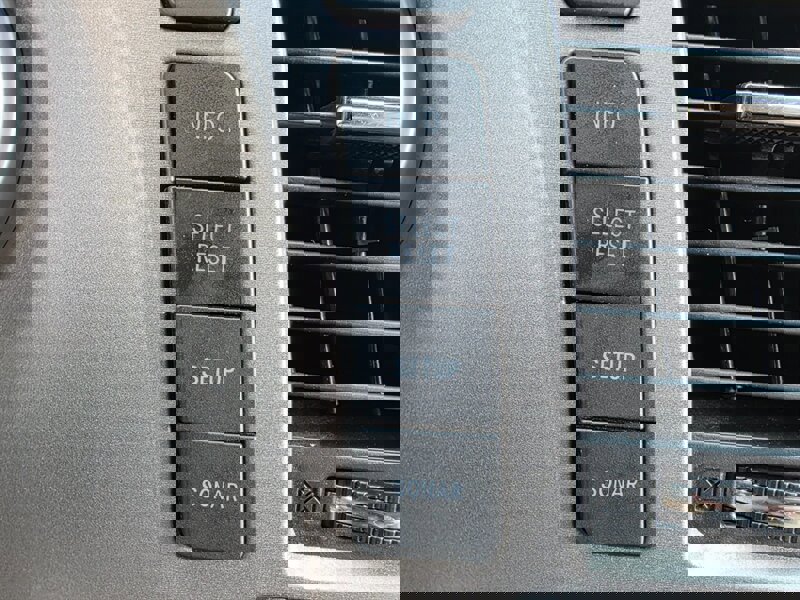 Used 2011 Toyota Sequoia Limited AWD/4WD image 39