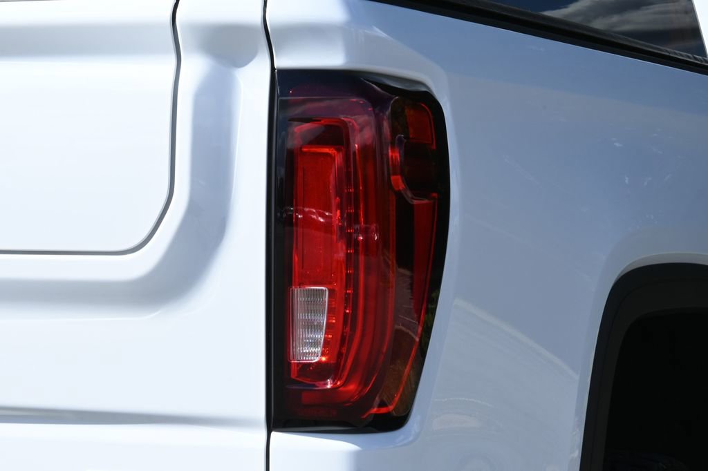 Used 2024 GMC Sierra 1500 AT4 w/ Technology Package image 13