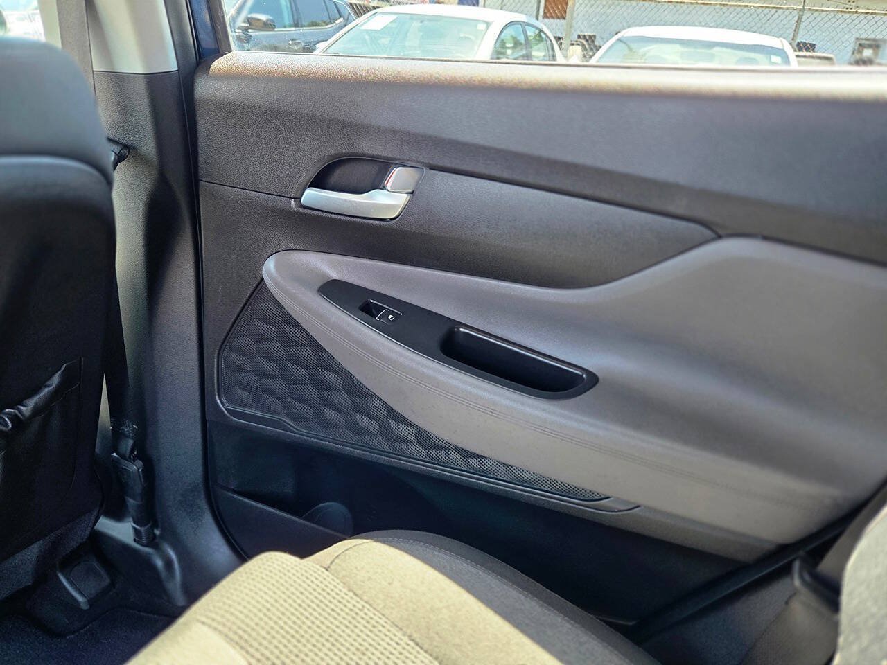 Used 2019 Hyundai Santa Fe SE AWD/4WD image 15