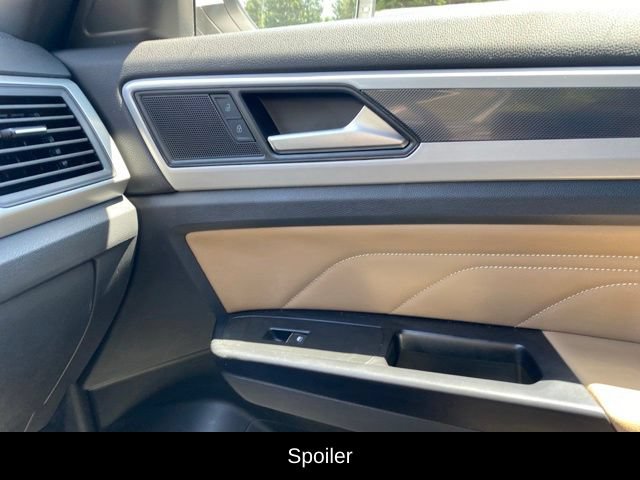 Used 2021 Volkswagen Atlas Cross Sport SE w/ Panoramic Sunroof Package FWD image 18
