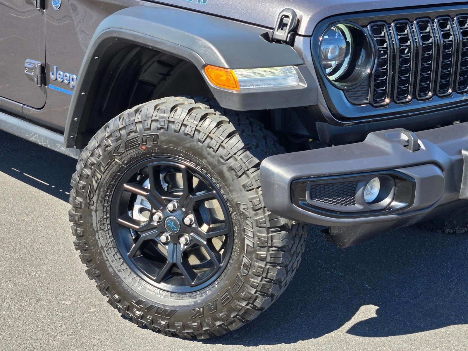Used 2025 Jeep Wrangler Unlimited Sport S 4xe image 9