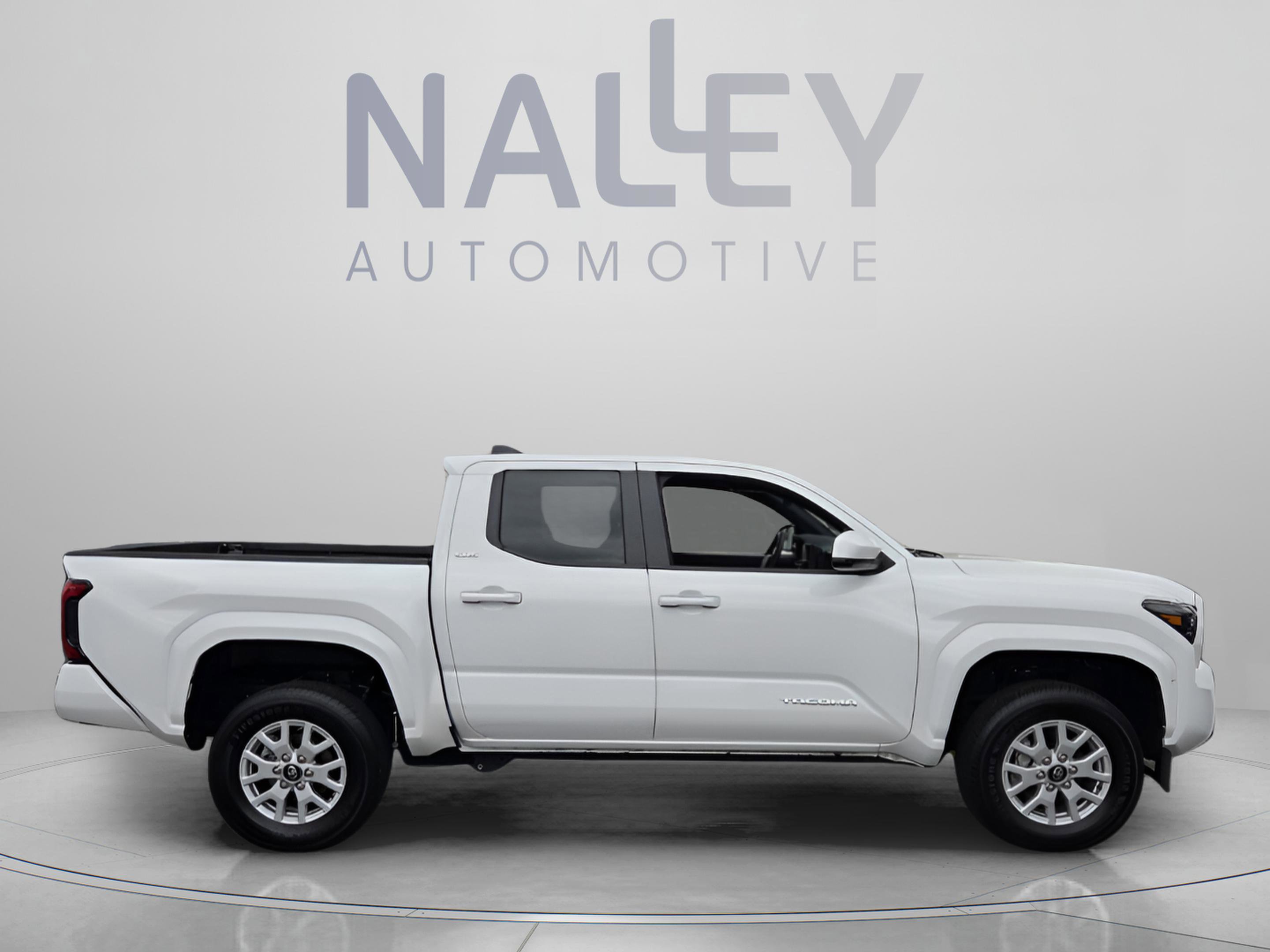 Certified 2025 Toyota Tacoma SR5 RWD image 6
