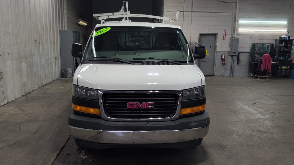 Used 2017 GMC Savana 2500 RWD image 2