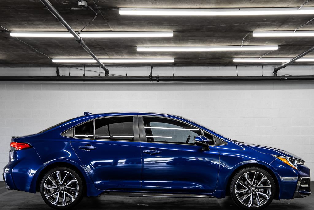 Used 2020 Toyota Corolla XSE FWD image 6
