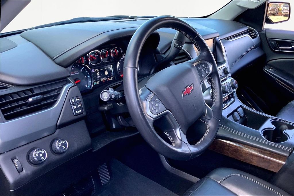 Used 2019 Chevrolet Tahoe LT w/ Z71 Midnight Edition image 12