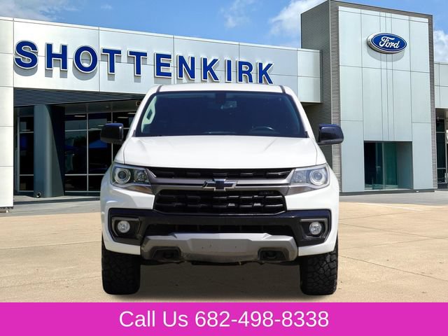 Used 2022 Chevrolet Colorado Z71 AWD/4WD image 2