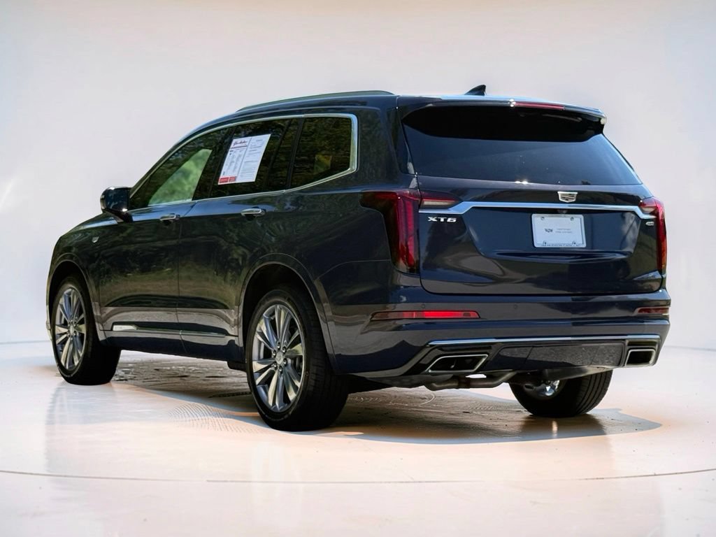Certified 2025 Cadillac XT6 Premium Luxury FWD image 12