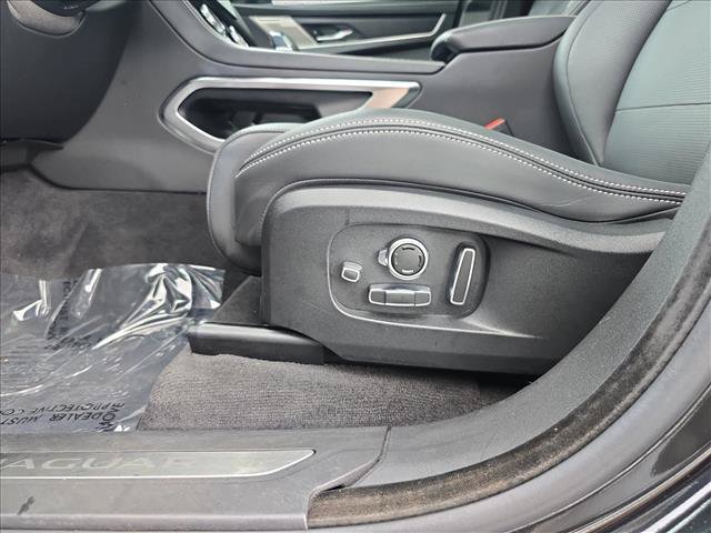 Used 2024 Jaguar F-PACE R-Dynamic S AWD/4WD image 28