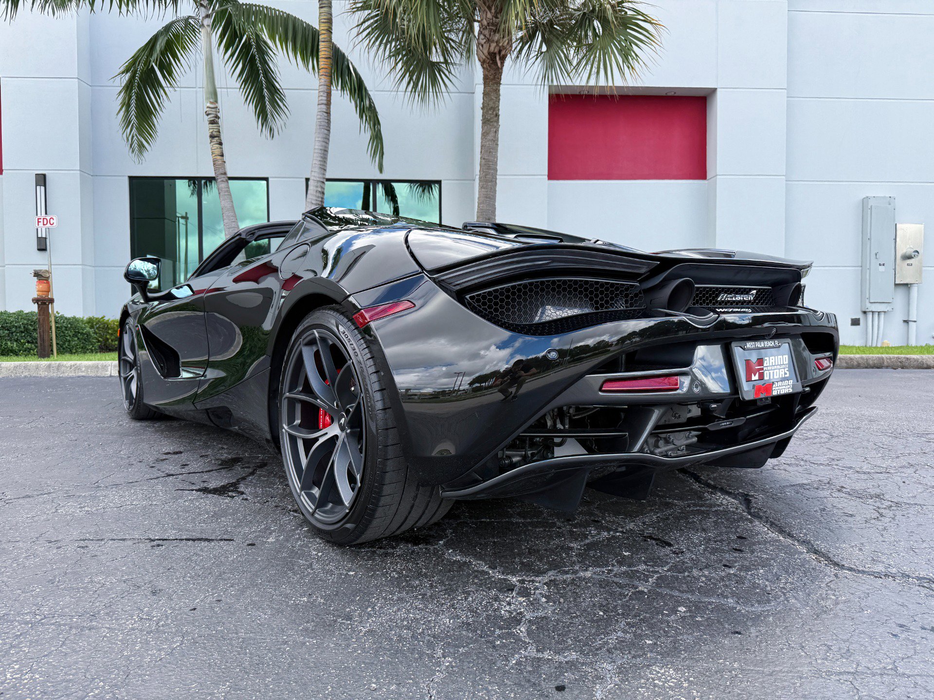 Used 2021 McLaren 720S Performance image 17