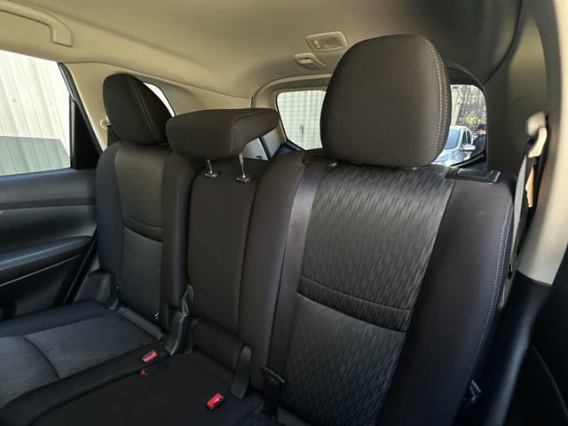 Used 2020 Nissan Rogue SV w/ Premium Package image 34