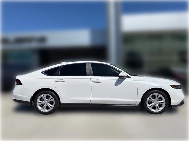 Used 2025 Honda Accord LX image 9