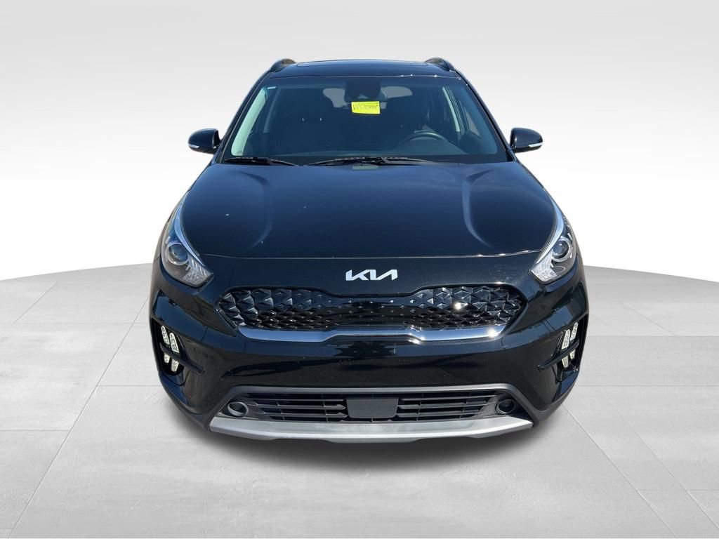 Used 2022 Kia Niro Touring Special Edition FWD image 3